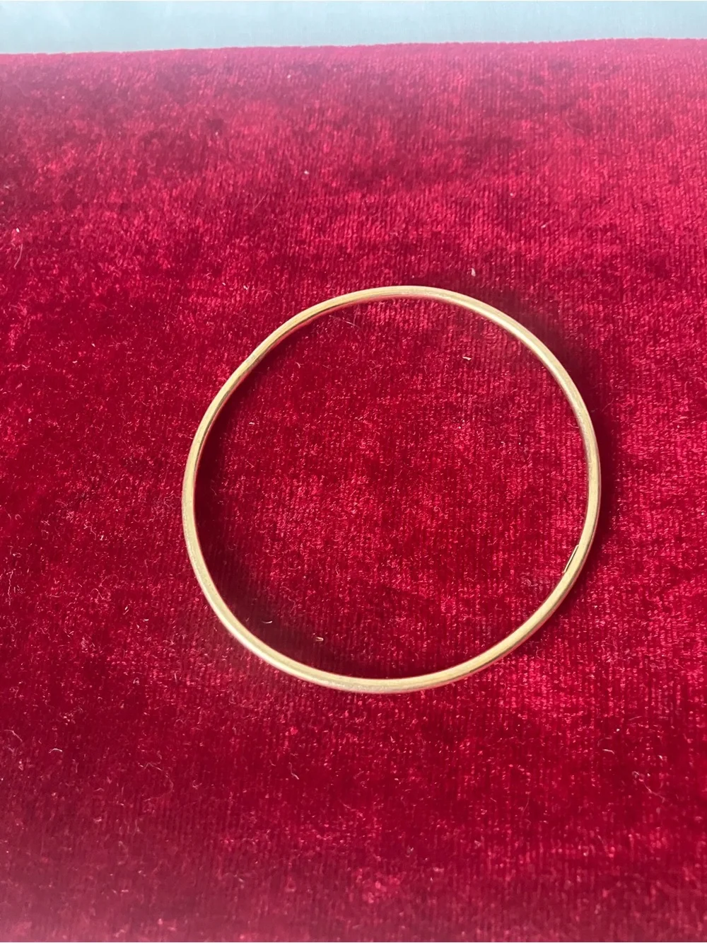 14k Yellow Gold Marked Bangle Bracelet 2.49g Small Debts Approx 7.5” AS IS.